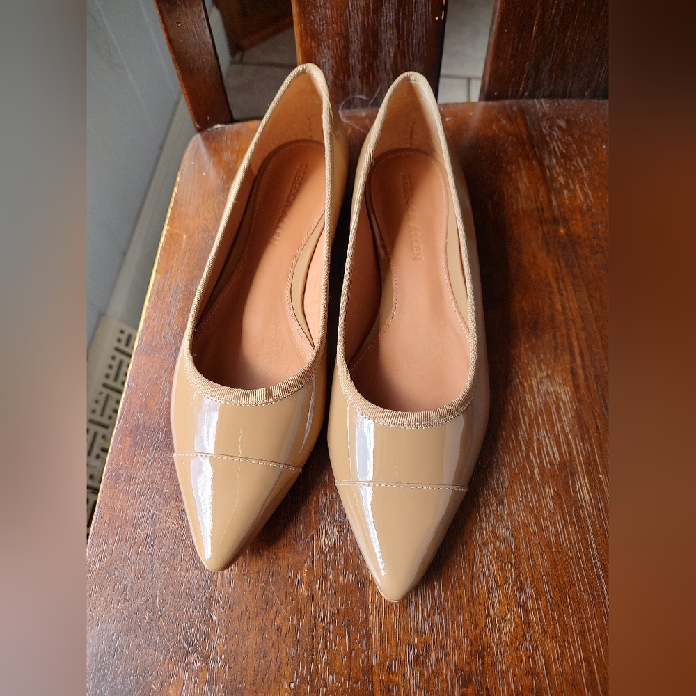 Rebecca Allen "The Skim" Women's Tan Caramel Nude 1 Patent Leather Flats Size 7 - Picture 8 of 9